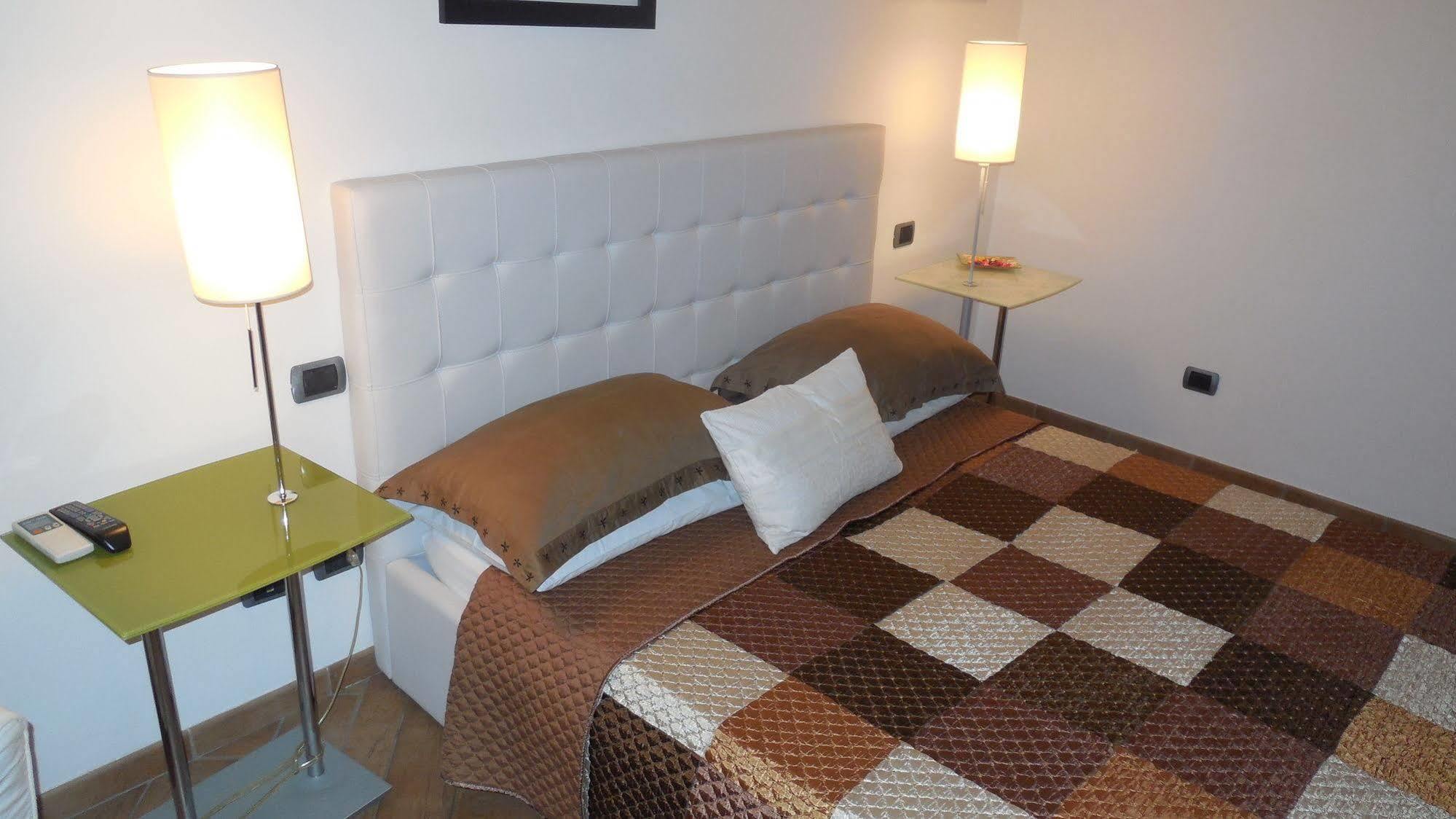Tridente Rooms Рим Екстериор снимка